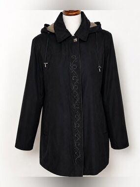 Gallery Black Jacket Size Medium Zip-Out Lining Detachable Hood Embroidered